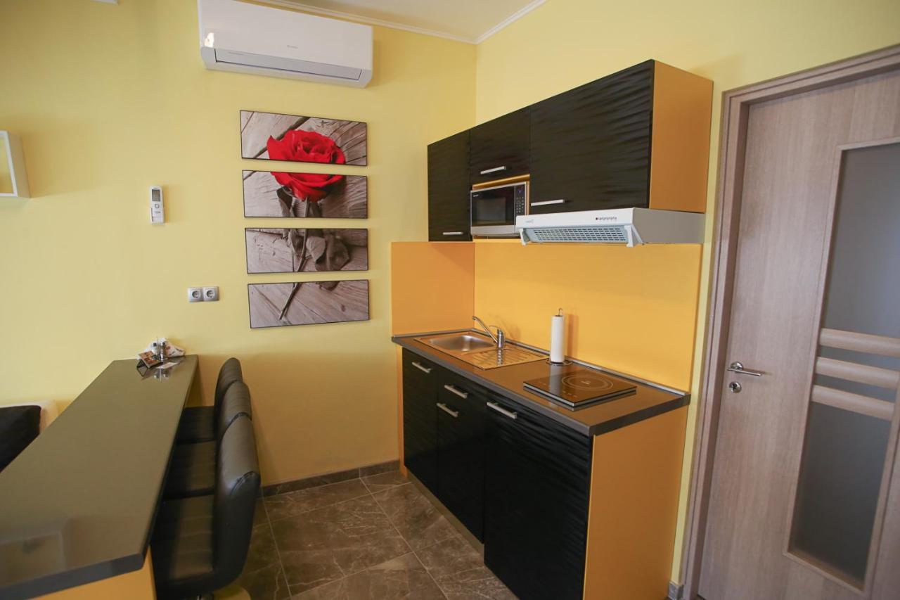 Centrum Lux 2 Apartmanok Kaposvár Exterior foto