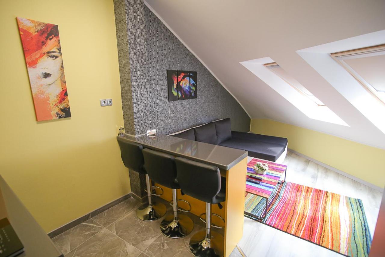 Centrum Lux 2 Apartmanok Kaposvár Exterior foto