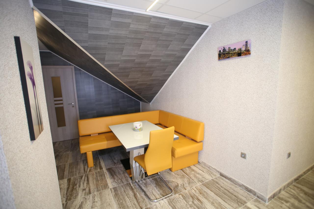 Centrum Lux 2 Apartmanok Kaposvár Exterior foto
