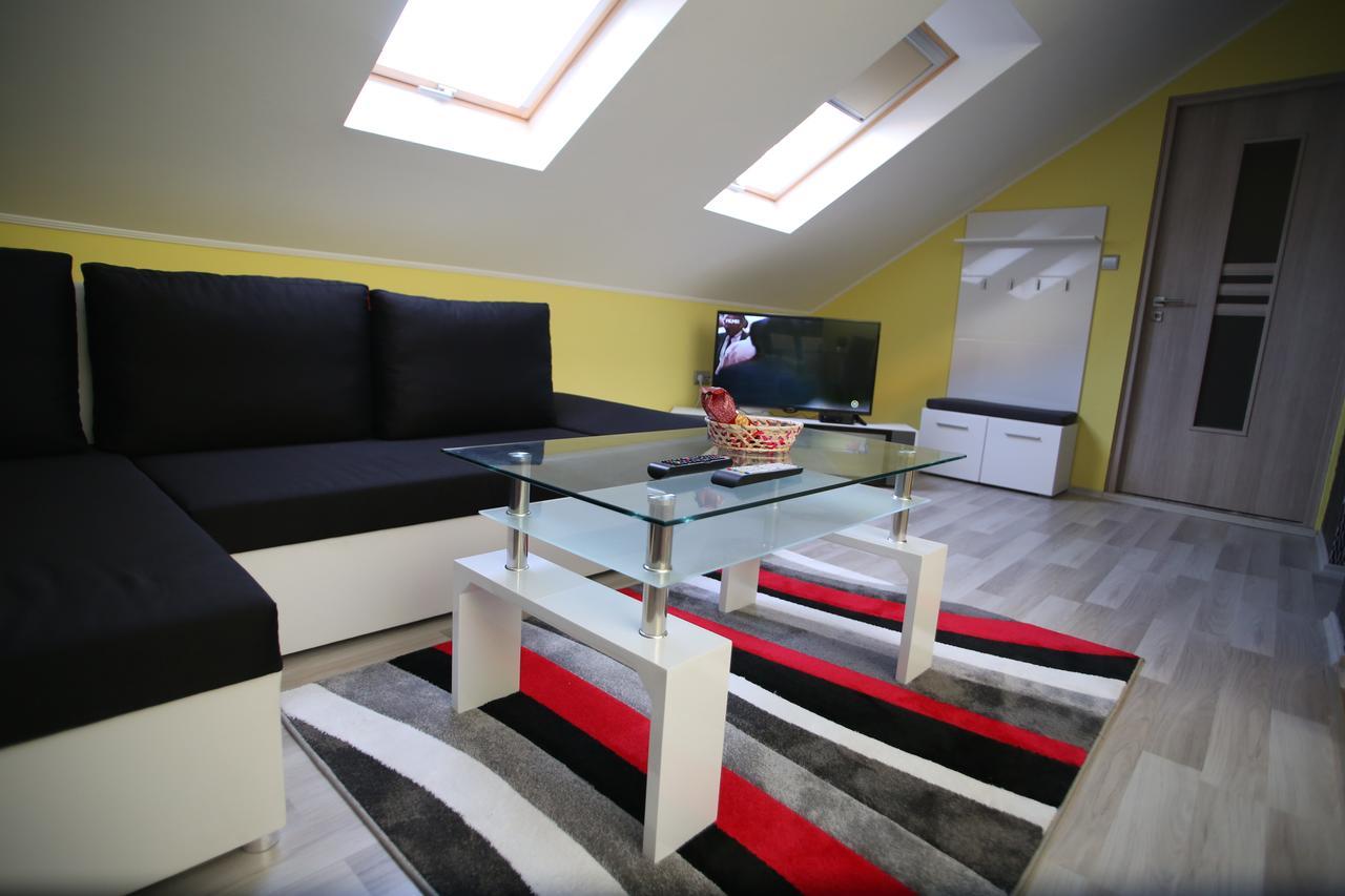 Centrum Lux 2 Apartmanok Kaposvár Exterior foto