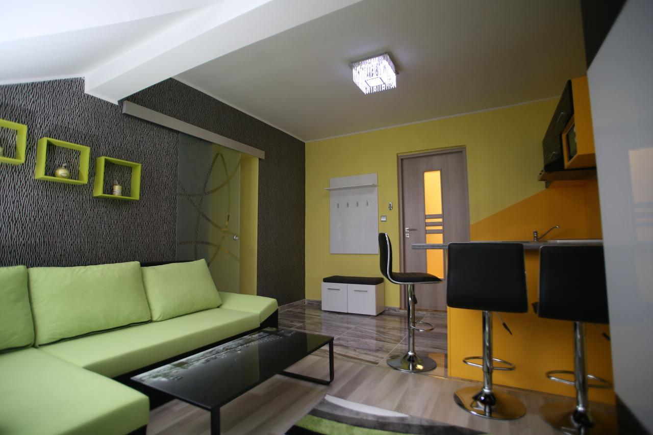 Centrum Lux 2 Apartmanok Kaposvár Exterior foto