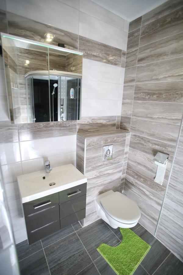 Centrum Lux 2 Apartmanok Kaposvár Exterior foto
