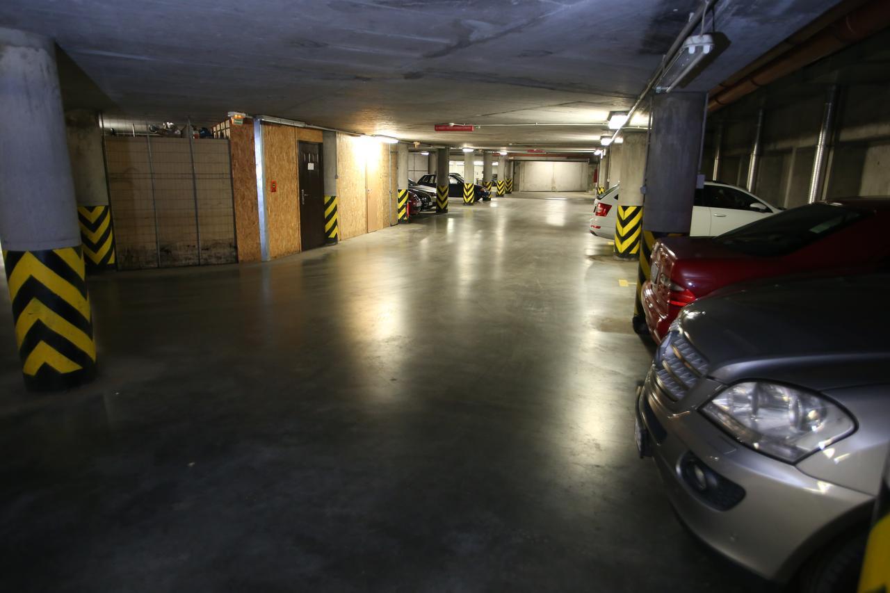 Centrum Lux 2 Apartmanok Kaposvár Exterior foto
