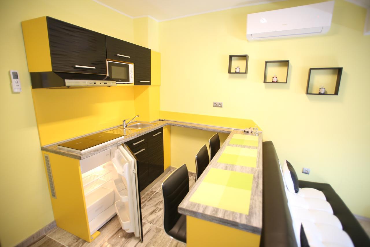Centrum Lux 2 Apartmanok Kaposvár Exterior foto