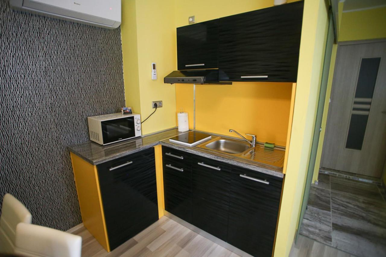 Centrum Lux 2 Apartmanok Kaposvár Exterior foto
